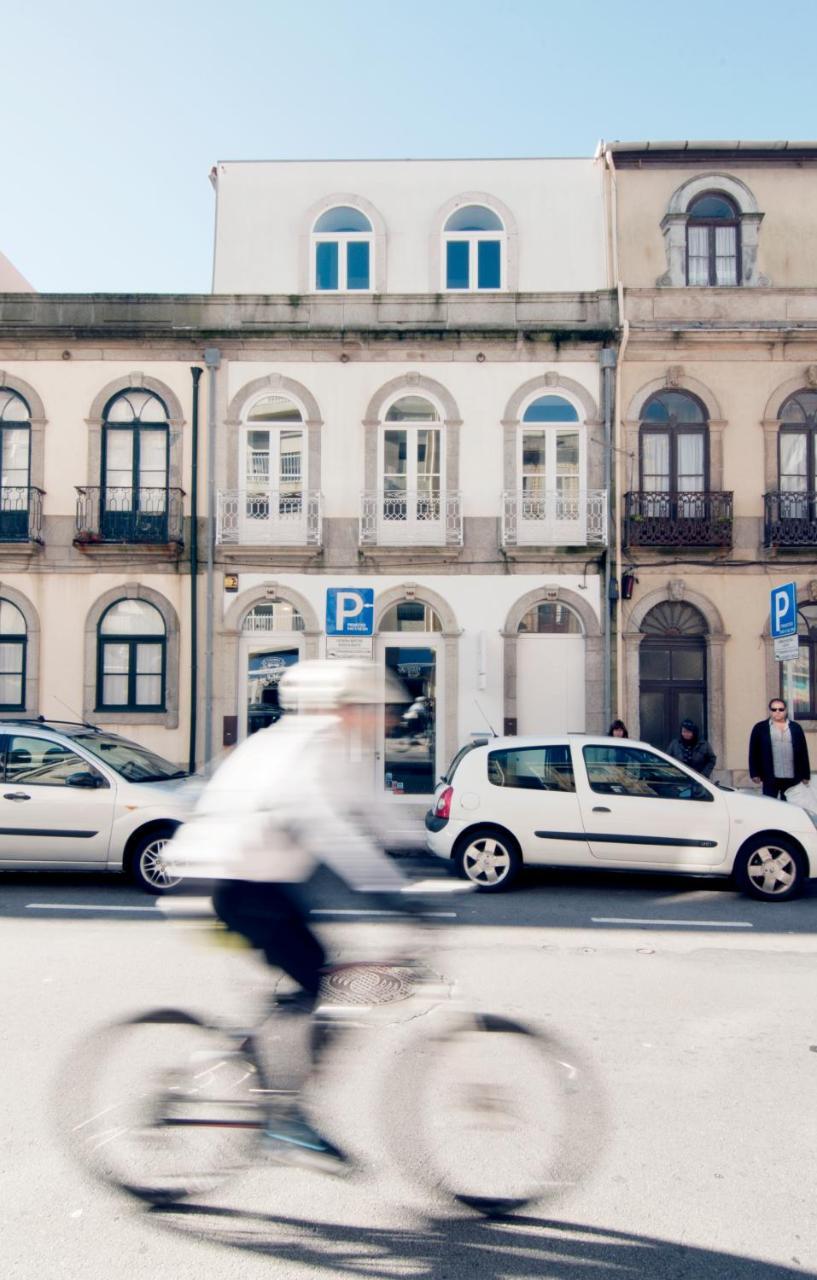 Flattered To Be In Porto Apartment Exterior photo